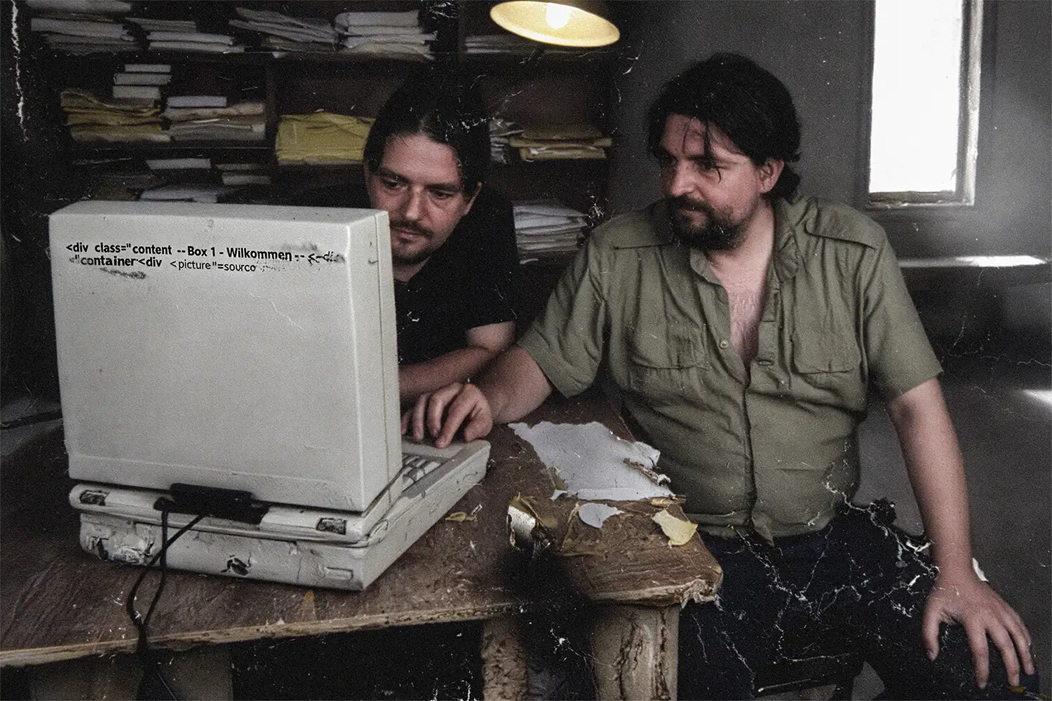 Genosse Albrecht: Die neue Website ist fertig programmiert (Projekt: Schmetterling)