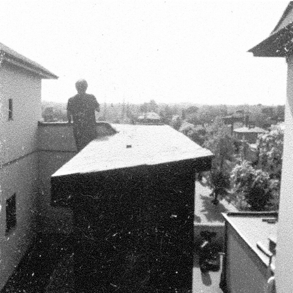 Die zwölf digitalisierten Bilder der wahren Geschichte der Fotografie. Die Geschichte hinter den Bildern wird in der Dokumentation erzählt.