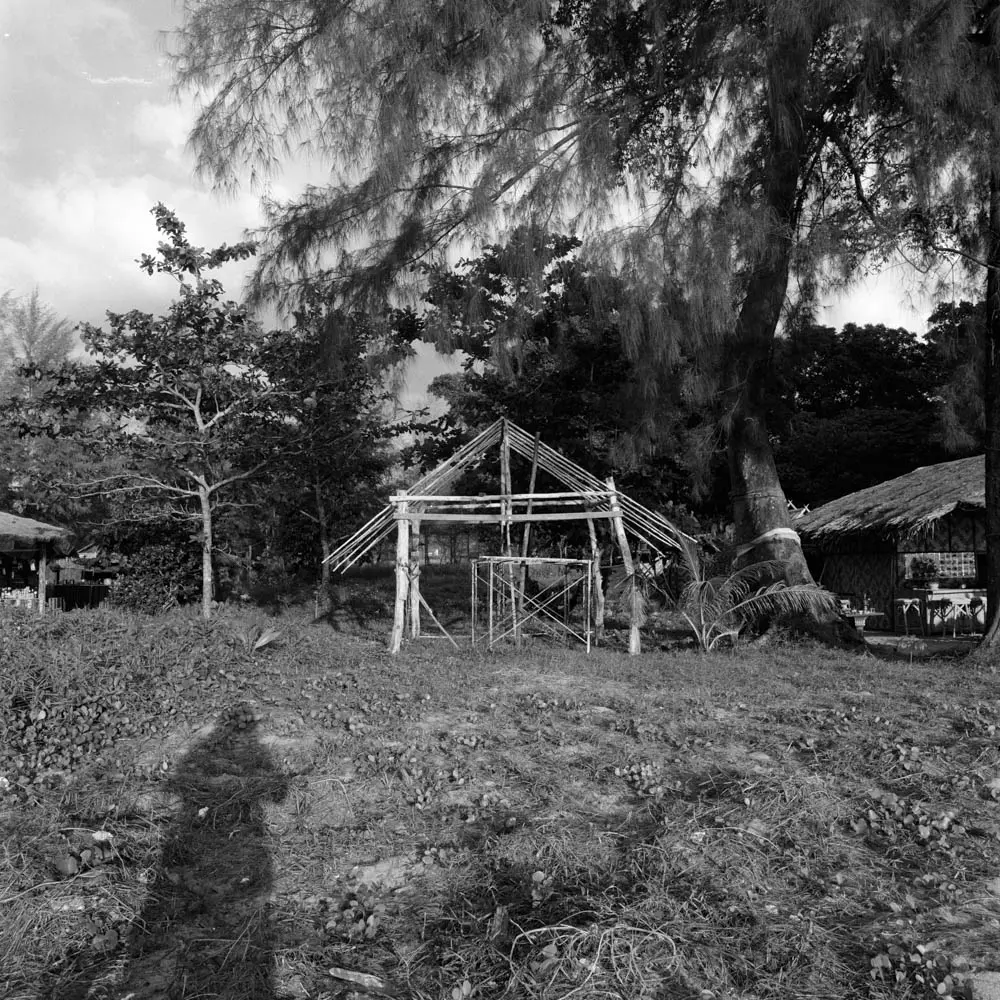 Analoge Fotografie von Florian Albrecht-Schoeck: Two One Zero