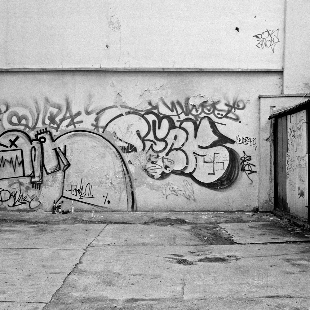 Motive aus der Arbeit „Vaterland“ von Florian Albrecht-Schoeck