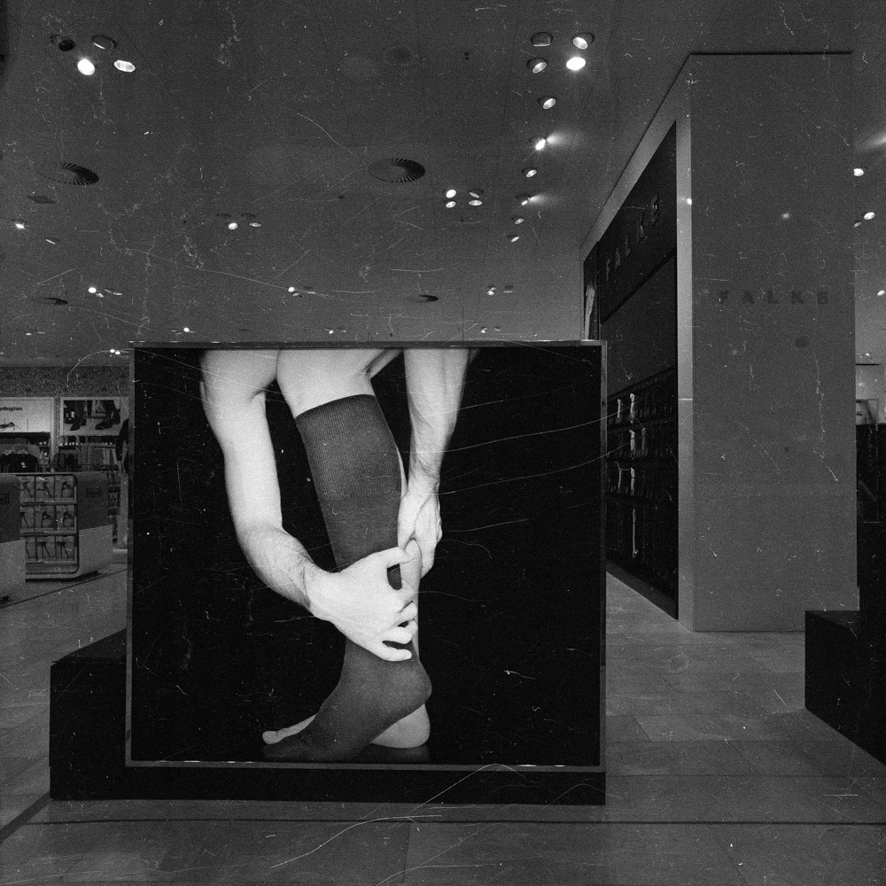 Bild aus der Fotografie Arbeit „ Verzehren und Verzerren (Heimat IV/Homeland IV)“ von Florian Albrecht-Schoeck.