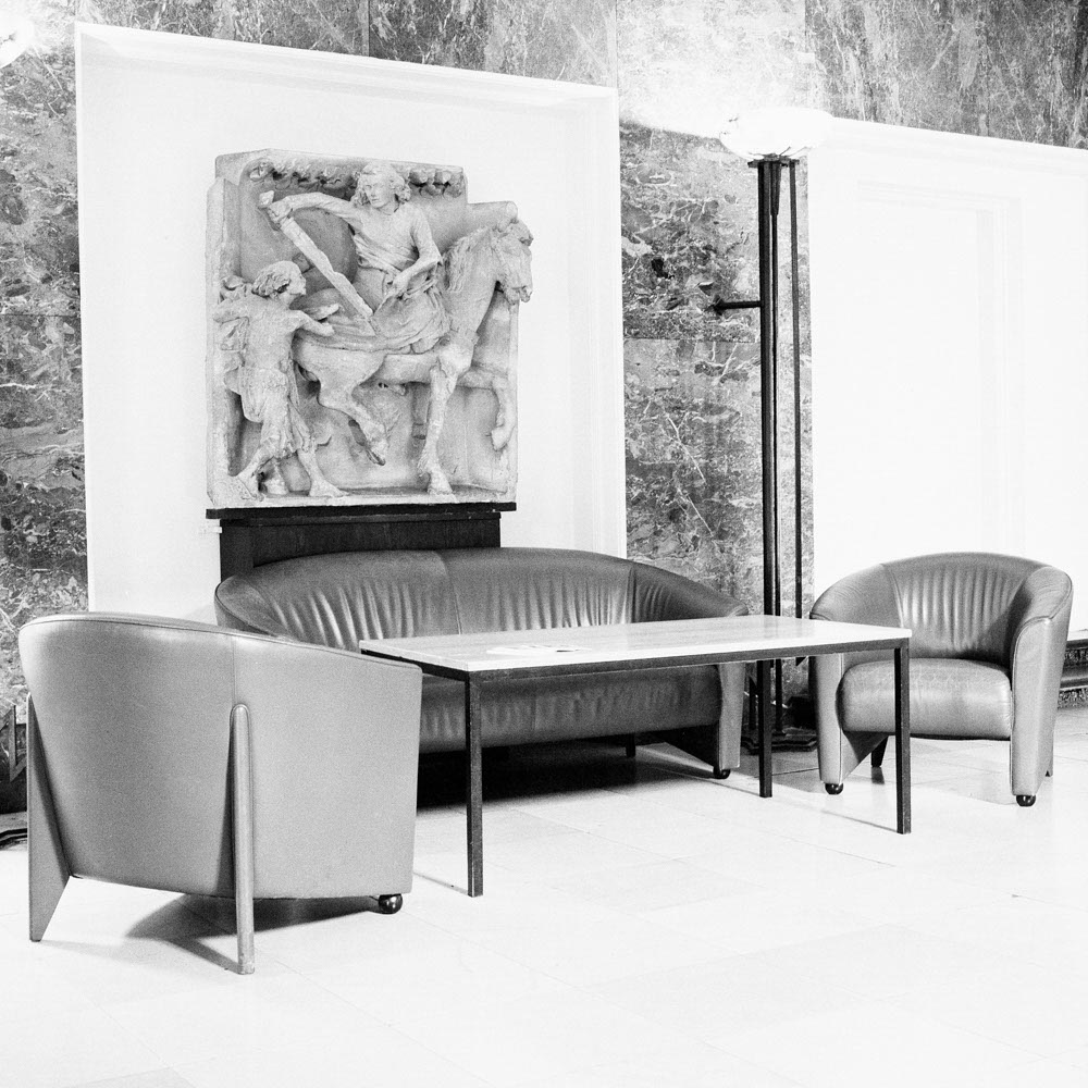 Motive aus der Arbeit „Vaterland“ von Florian Albrecht-Schoeck