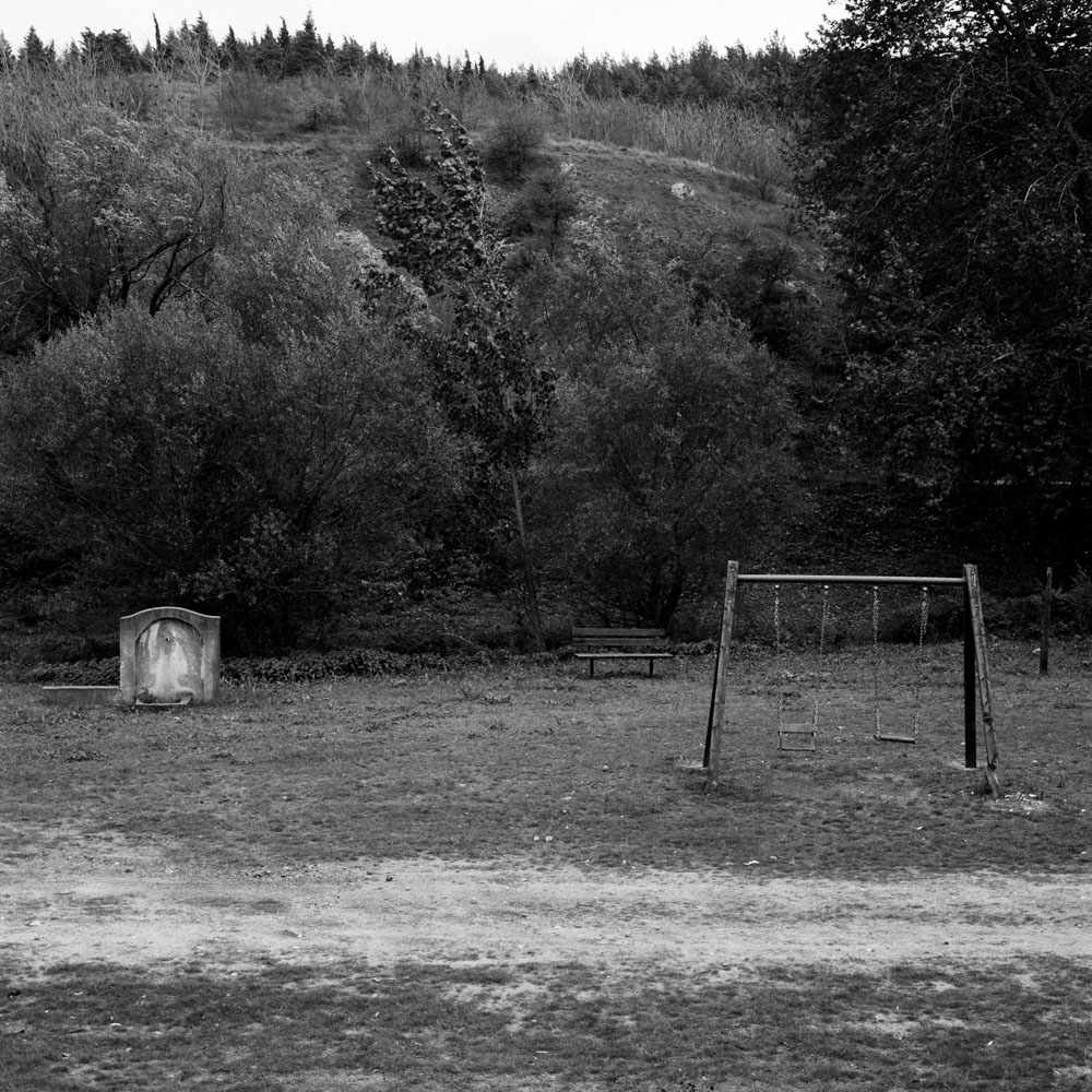 Motive aus der Arbeit „All About (Heimat/Homeland VI)“ von Florian Albrecht-Schoeck