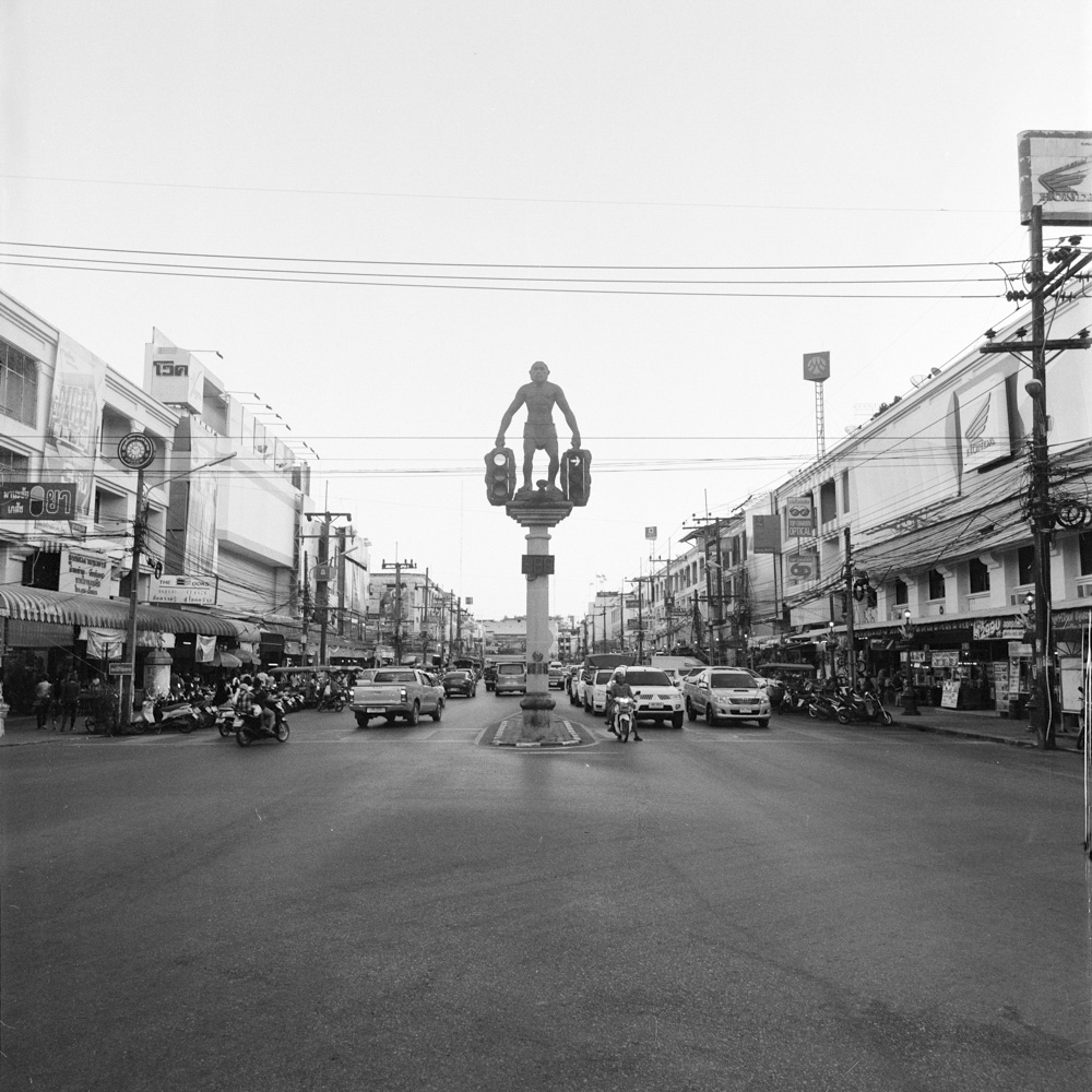 Bild aus der Fotografie Arbeit „Two One Zero (Heimat/Homeland IX)“ von Florian Albrecht-Schoeck.