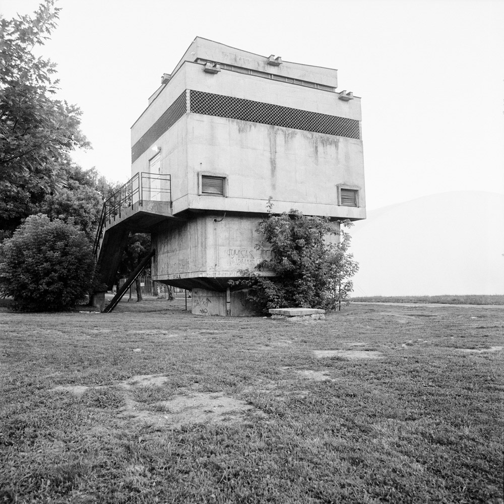 Bild aus der Arbeit „Real Semantik (Heimat/Homeland VIII)“ von Florian Albrecht-Schoeck.