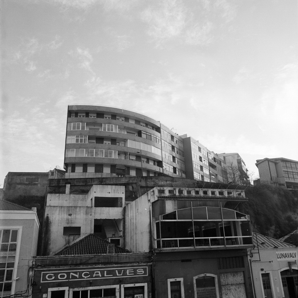 Motive aus der Arbeit „Fabled City (Heimat/Homeland VII)“ von Florian Albrecht-Schoeck