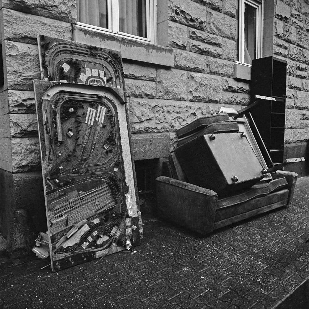 Bild aus der Arbeit „Real Semantik (Heimat/Homeland VIII)“ von Florian Albrecht-Schoeck.