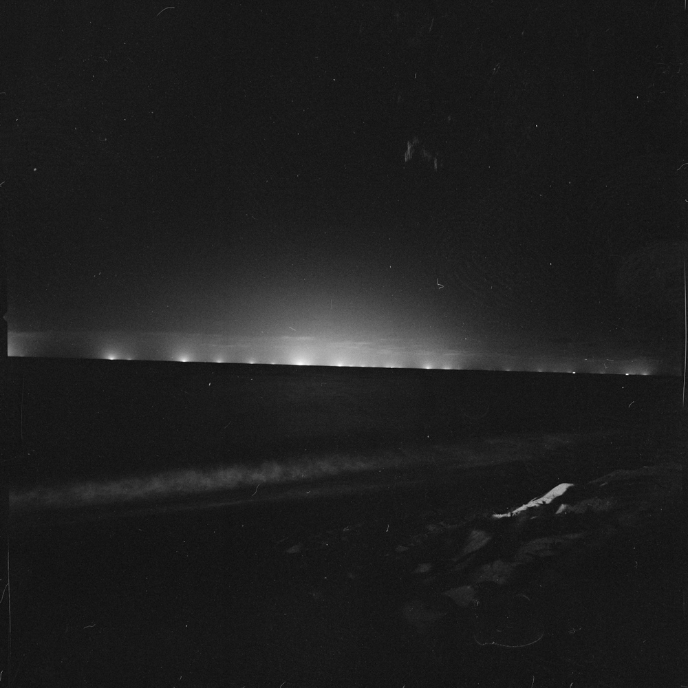 Bild aus der Fotografie Arbeit „Two One Zero (Heimat/Homeland IX)“ von Florian Albrecht-Schoeck.