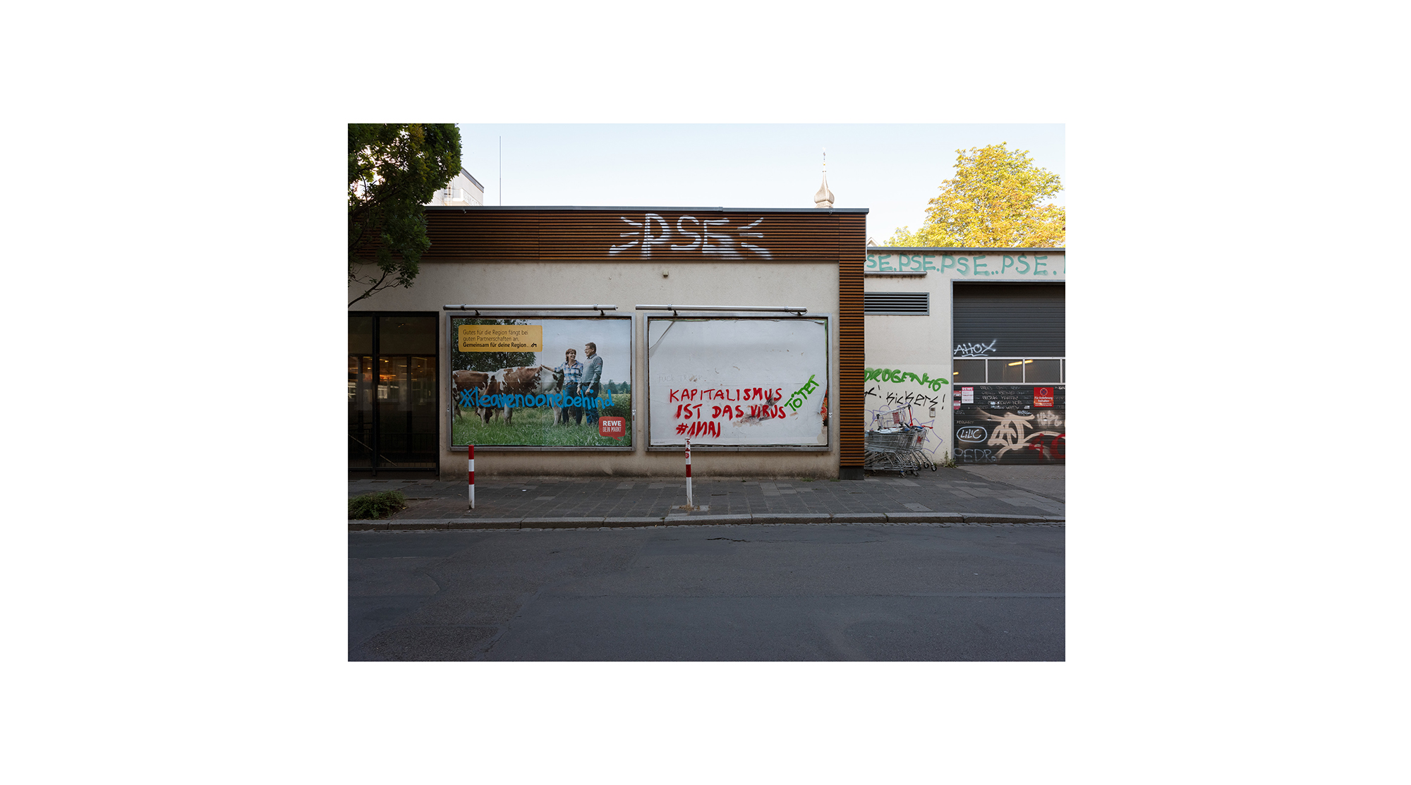 Motiv aus der fotografischen Arbeit „Hi Slave“ von Florian Albrecht-Schoeck.