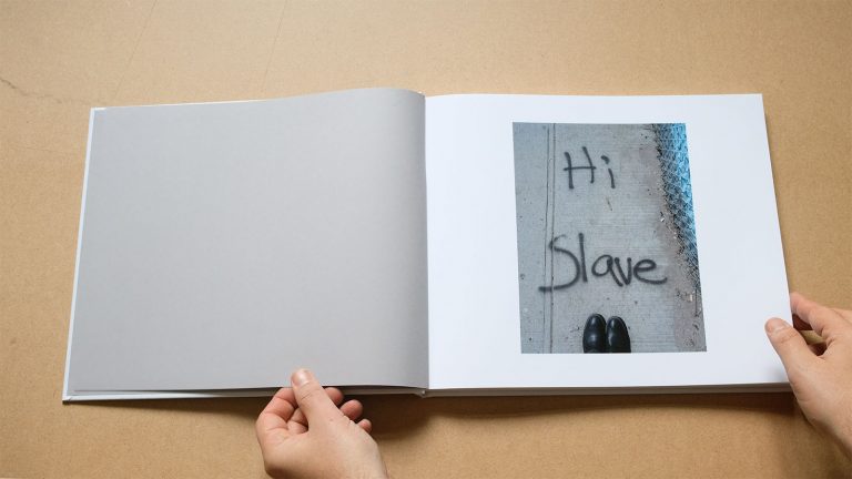 Fotobuch Kunst Edition "Hi Slave" von Florian Albrecht-Schoeck