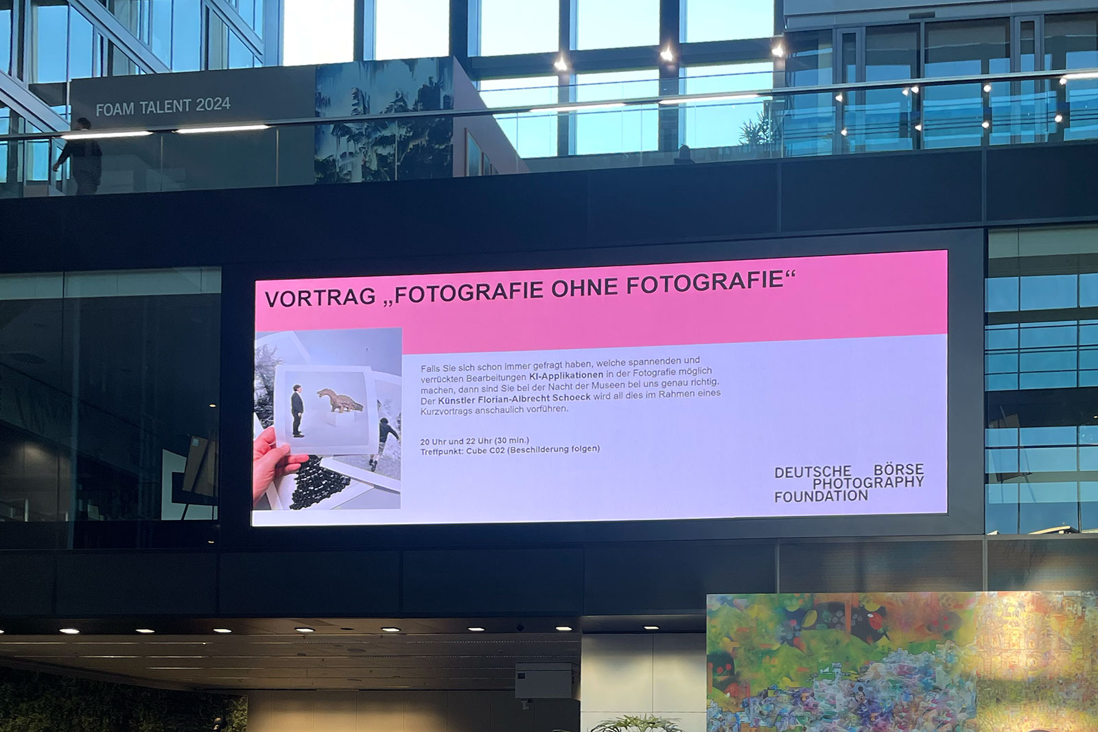 Ein Vortrag in der Deutschen Börse Photograph Foundation: „Fotografie ohne Fotografie“ – Von Höhlenmalerei über Analogfotografie zur Bilderzeugung mit KI